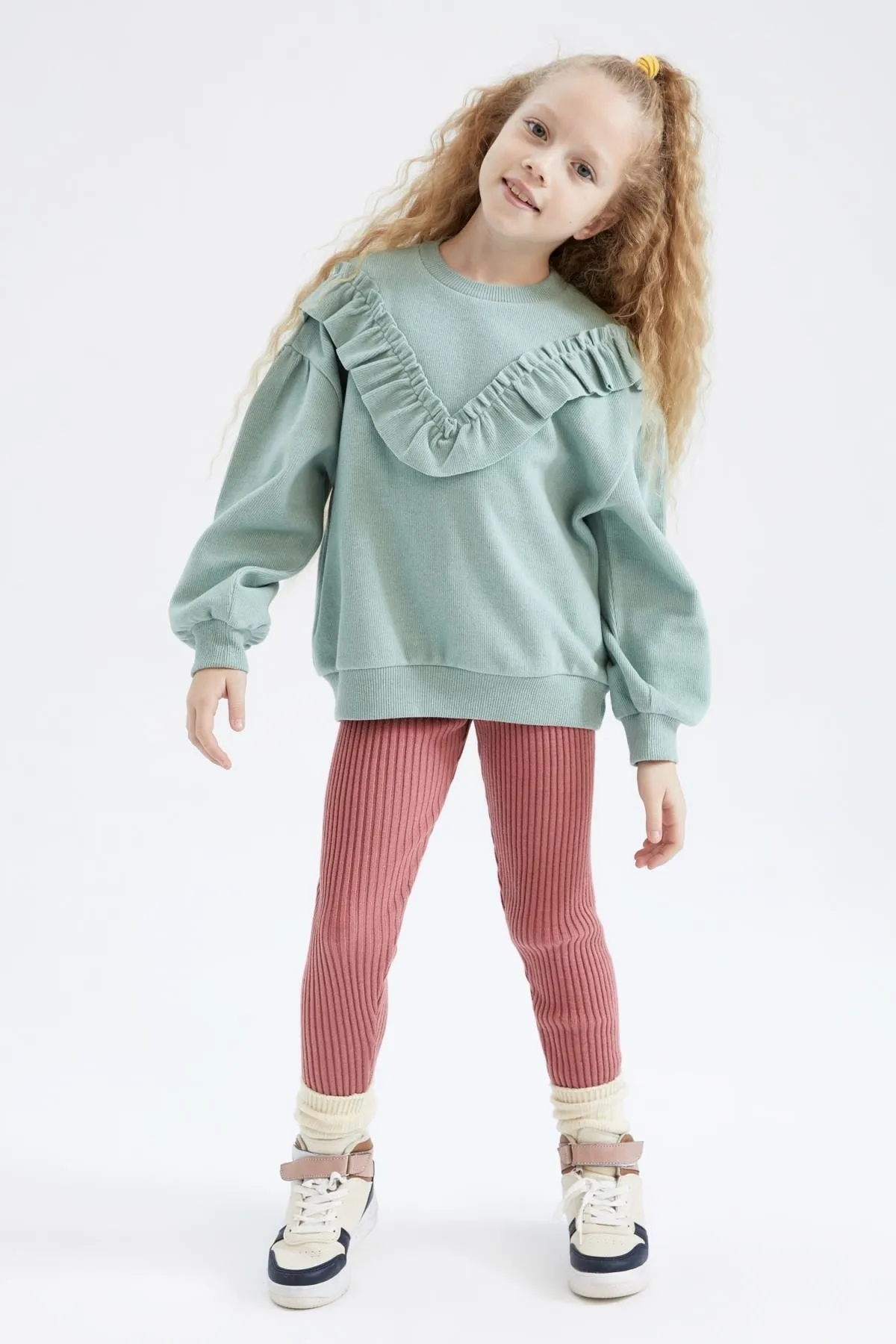 DeFacto  Sweatshirt mit Rundhalsausschnitt für Mädchen - Y8473a622wn