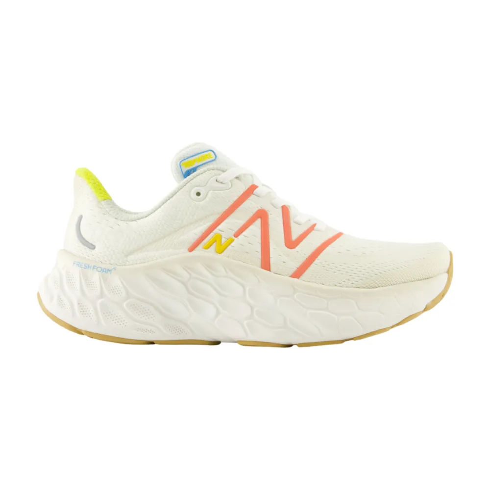 New Balance Fresh Foam X More v4 WMORCF4 / weiss