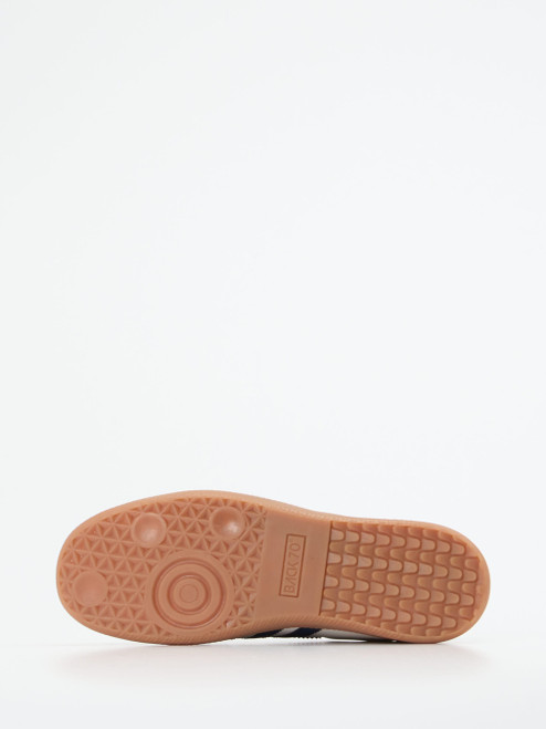 Sneaker-46617910059 Back 70
