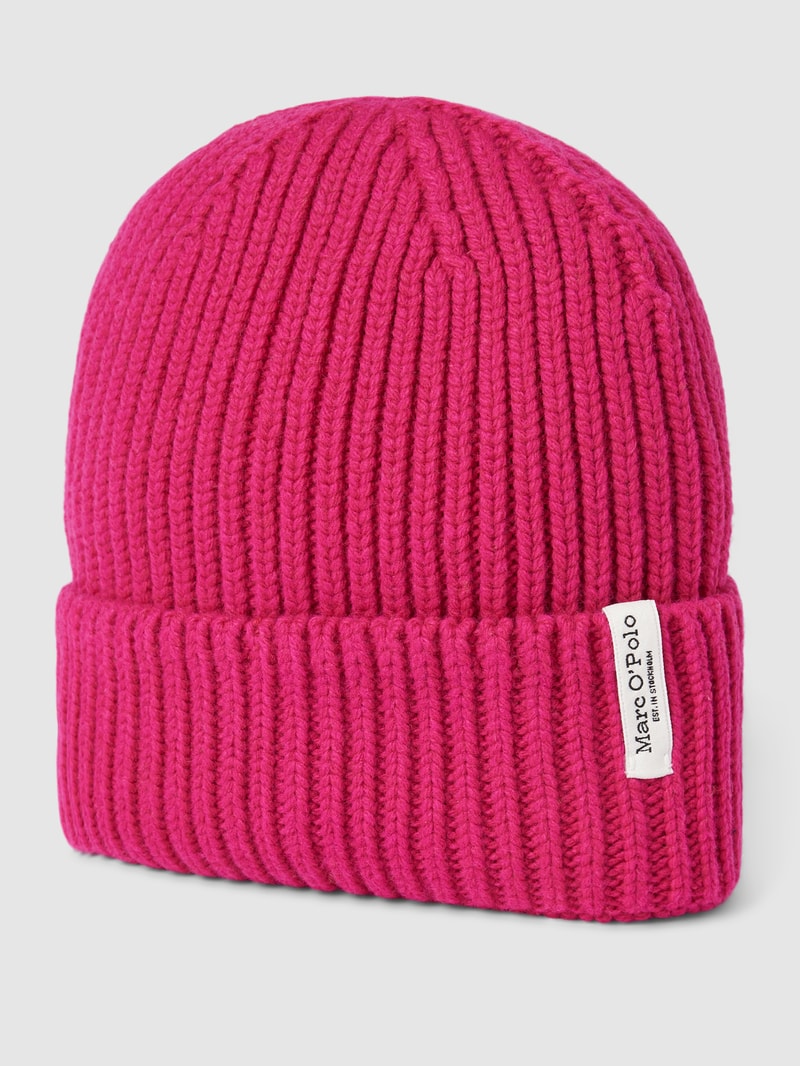 Beanie mit Label-Patch in pink