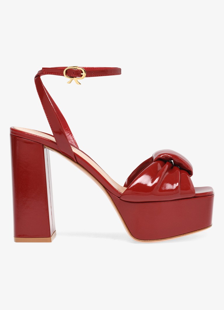 Sandal Paradise από τον Gianvito Rossi σε βαμμένη έκδοση