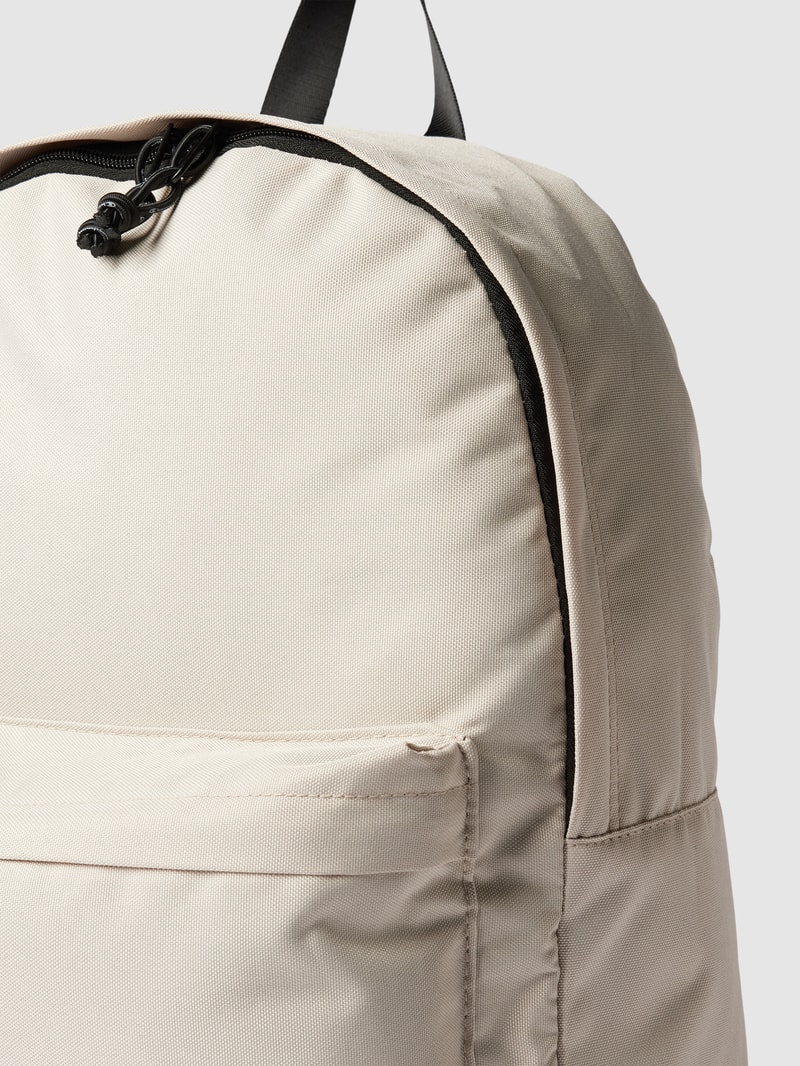 Rucksack mit Label-Details in sand