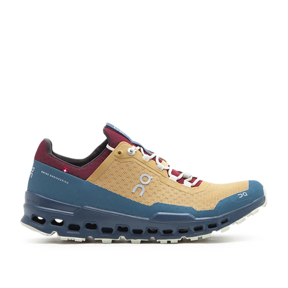 ON Cloudultra 44.98429 / bunt