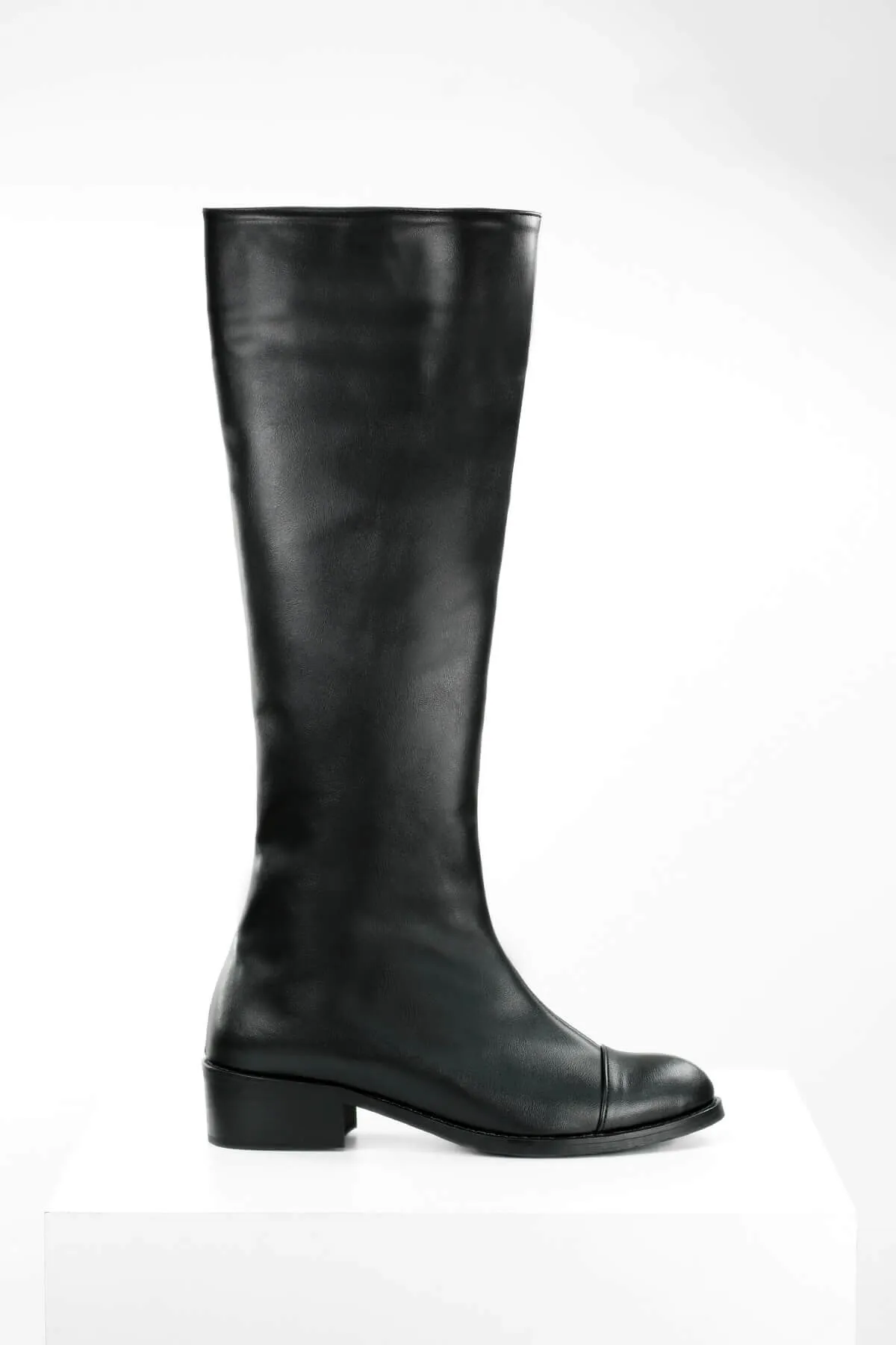 Mio Gusto  Parley schwarze Farbe ohne Reißverschluss, dünne, mit Kunstfell gefütterte Damen-Reitstiefel