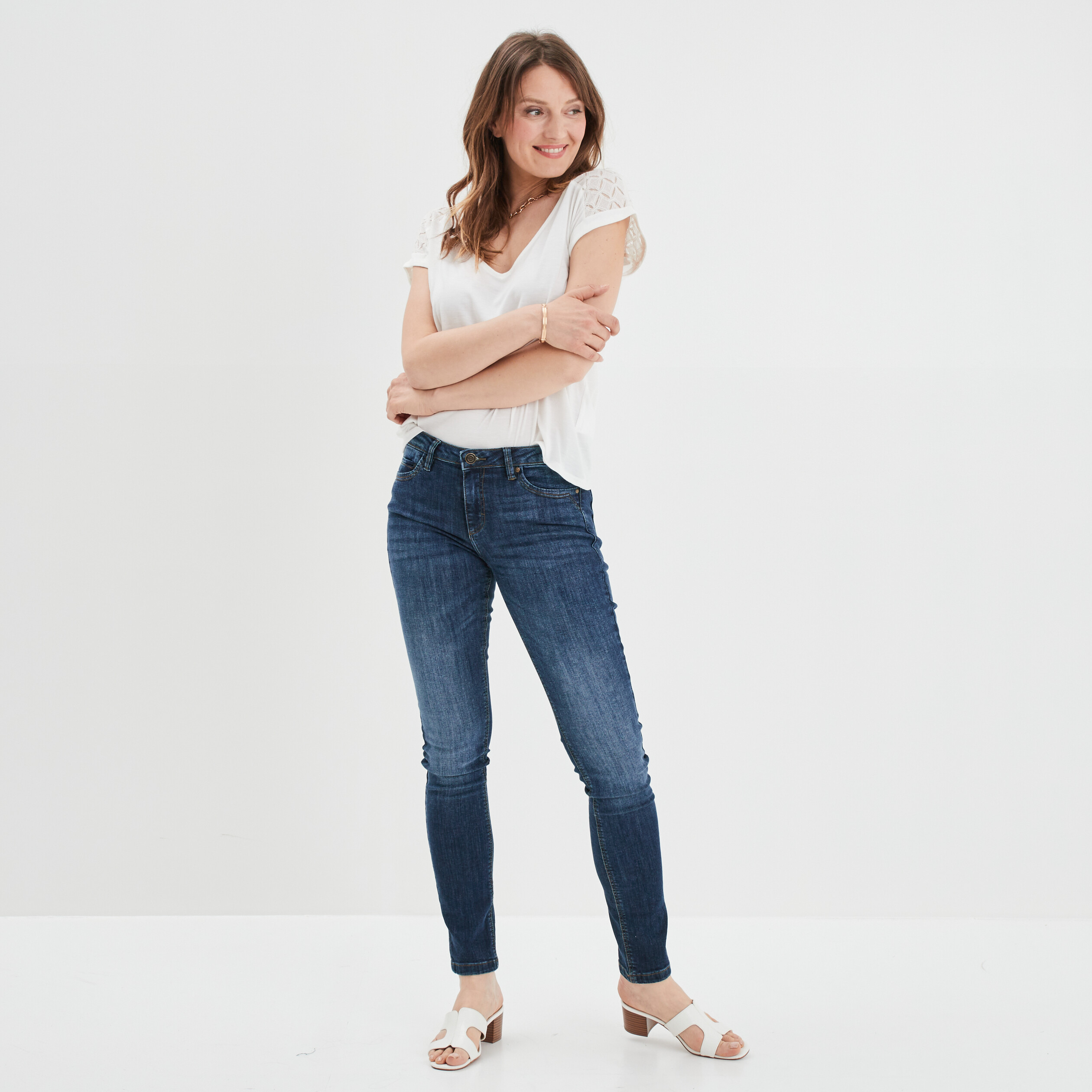 T-shirt col en V dentelle épaules et dos blanc femme | La Halle