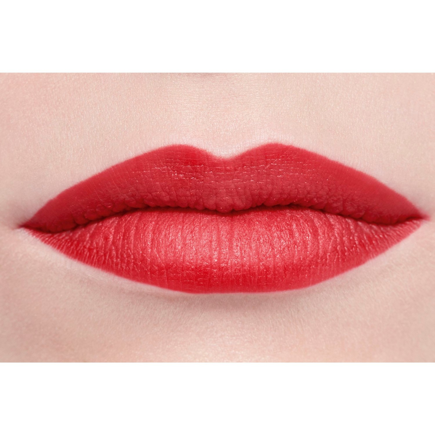 VELVET MATTIERENDER LIPPENSTIFT