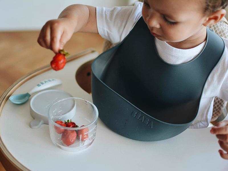 Bavoir silicone mineral