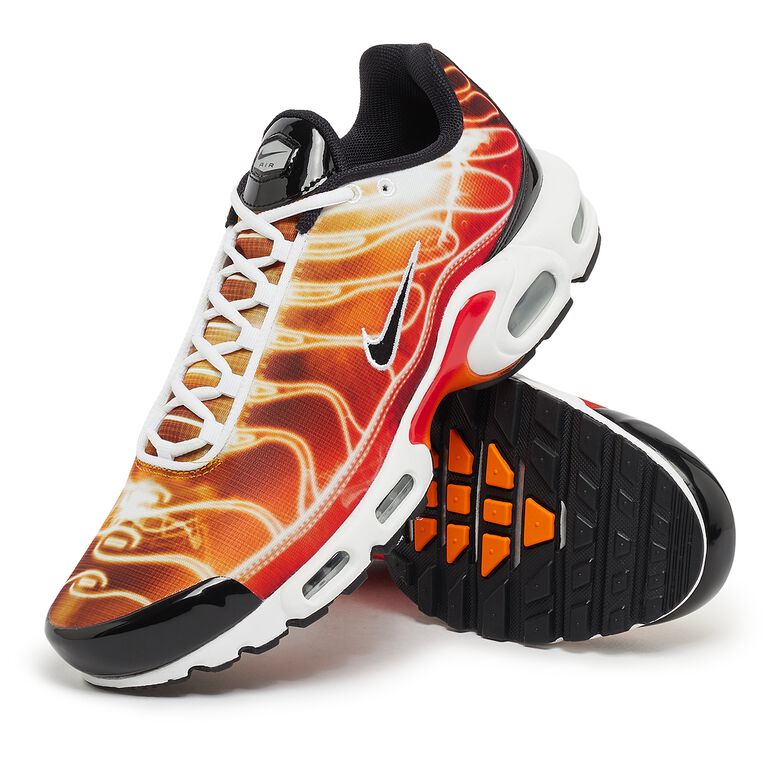 NIKE Air Max Plus 