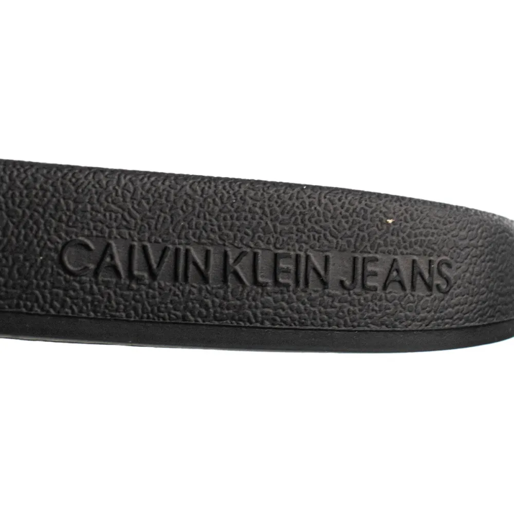 Calvin Klein Slide Monogram YM00061-BDS / schwarz