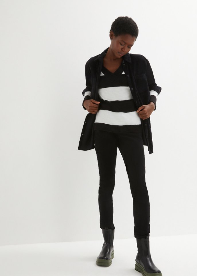 Gestreifter Pullover mit V-Ausschnitt