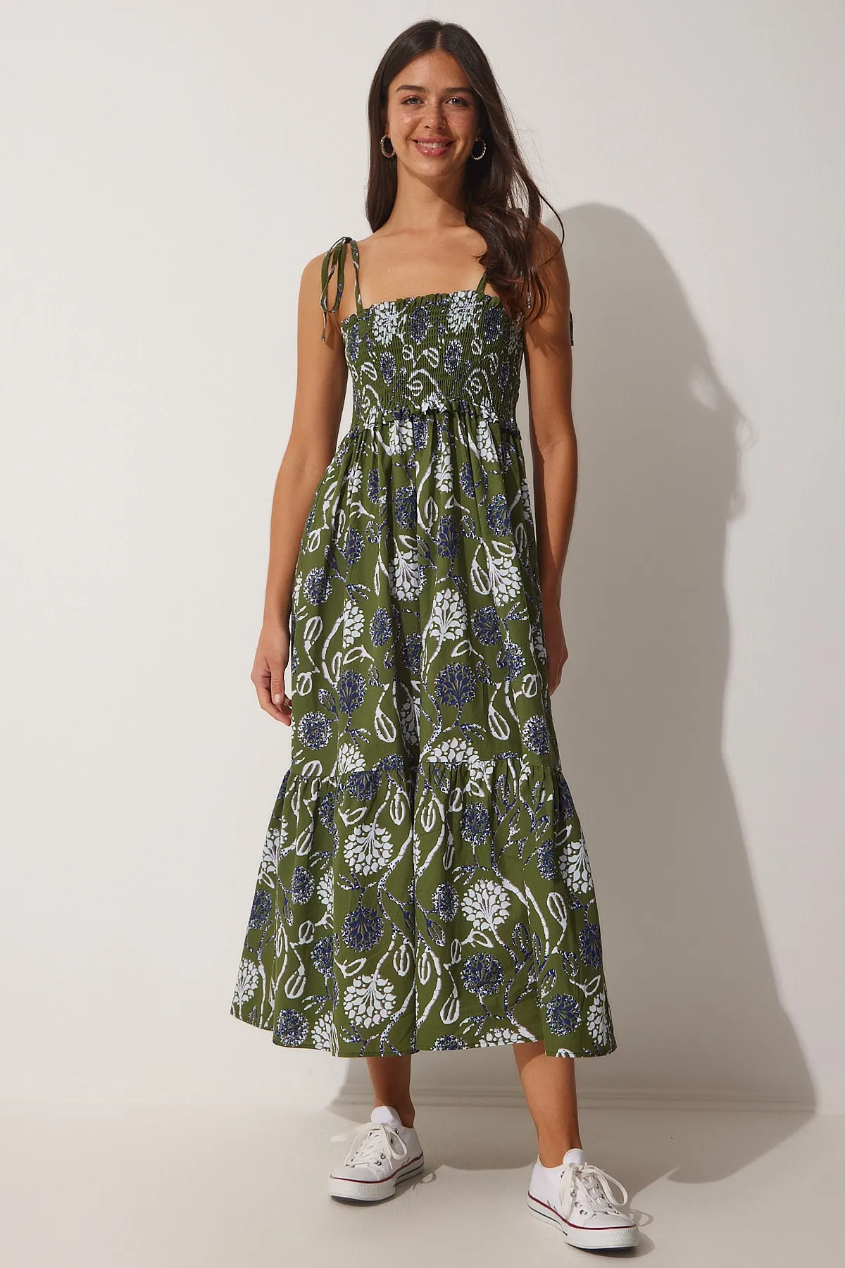 Happiness İstanbul  Grünes Blumen-Trägerkleid aus Viskose für Damen MX00092