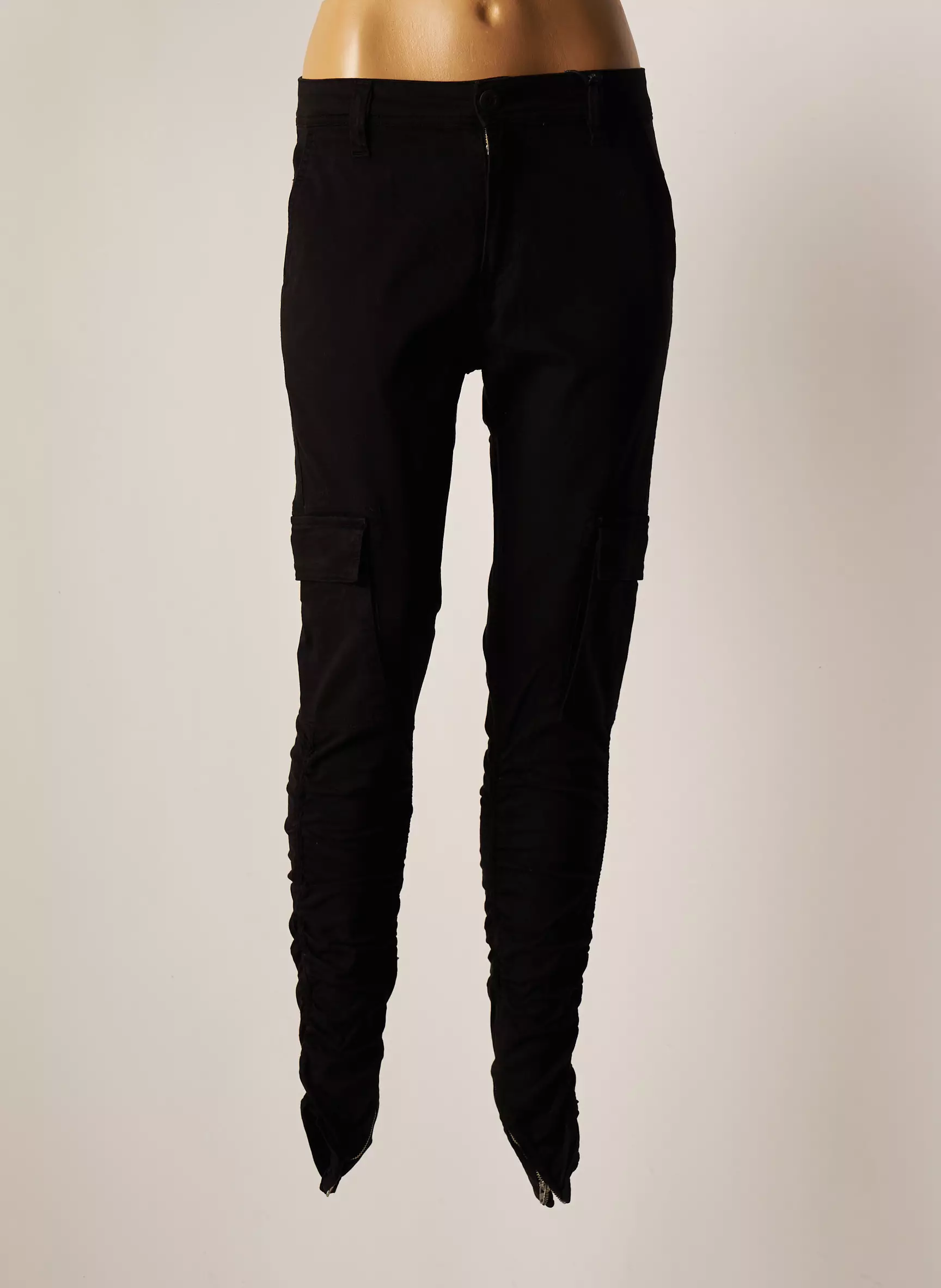 Unique Dnm Pantalons Slim Femme couleur noir