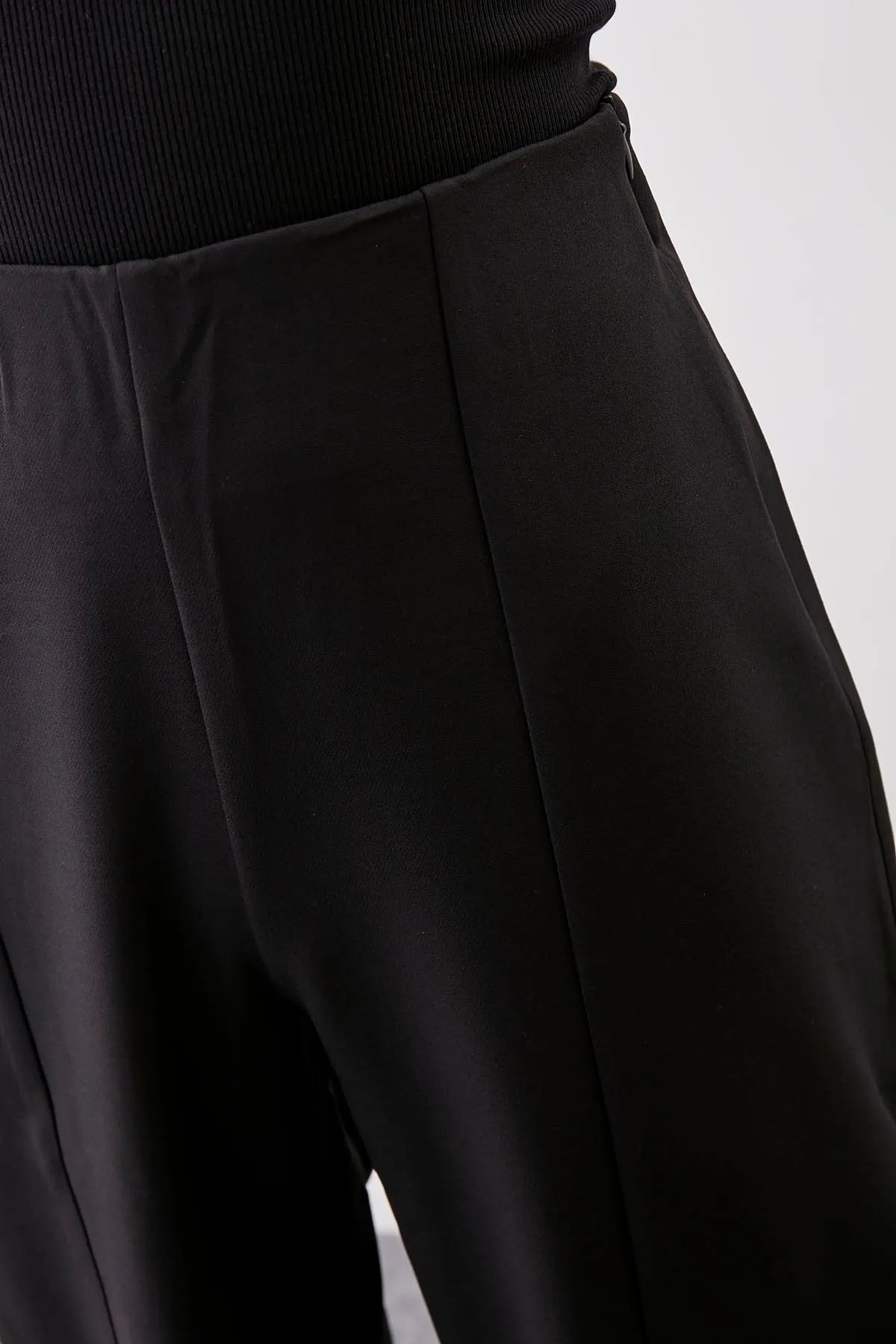 Vitrin  Hose mit hoher Taille und Reißverschlussnähten