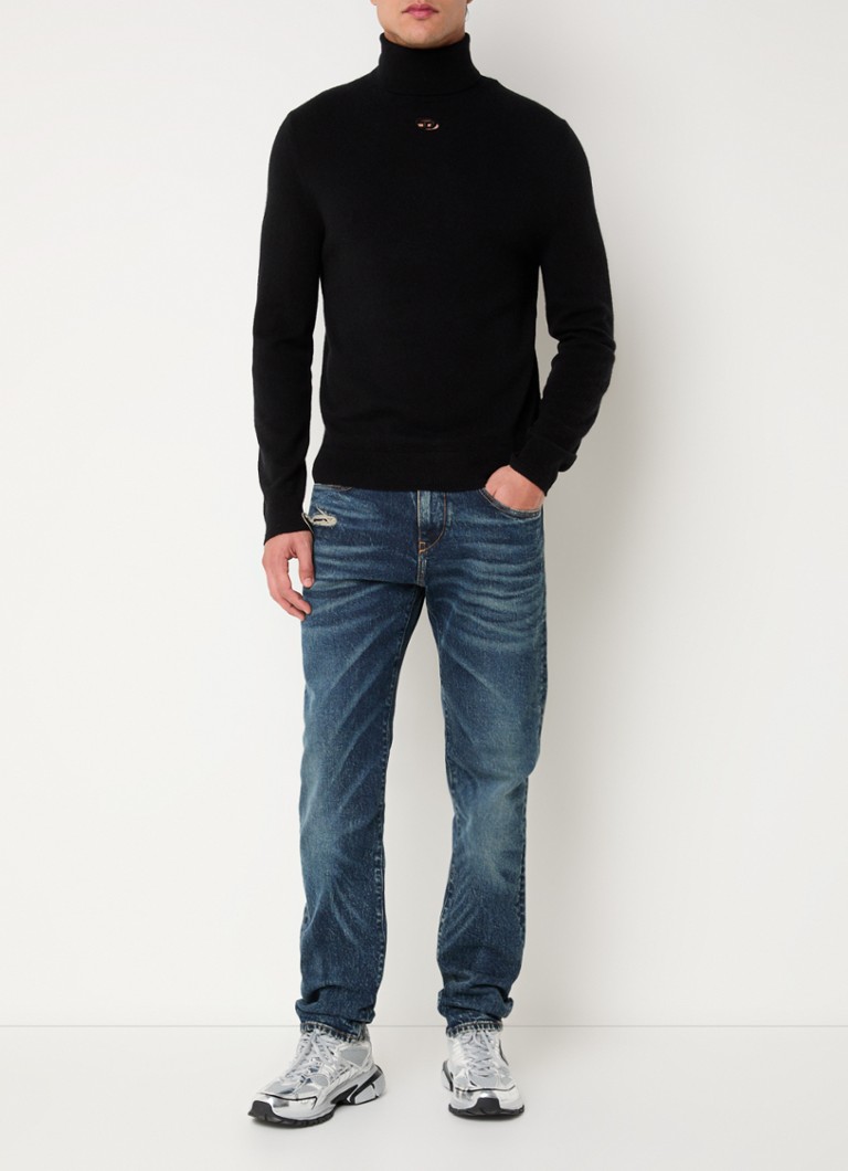 Diesel 2019 D-Strukt slim fit jeans with dark wash