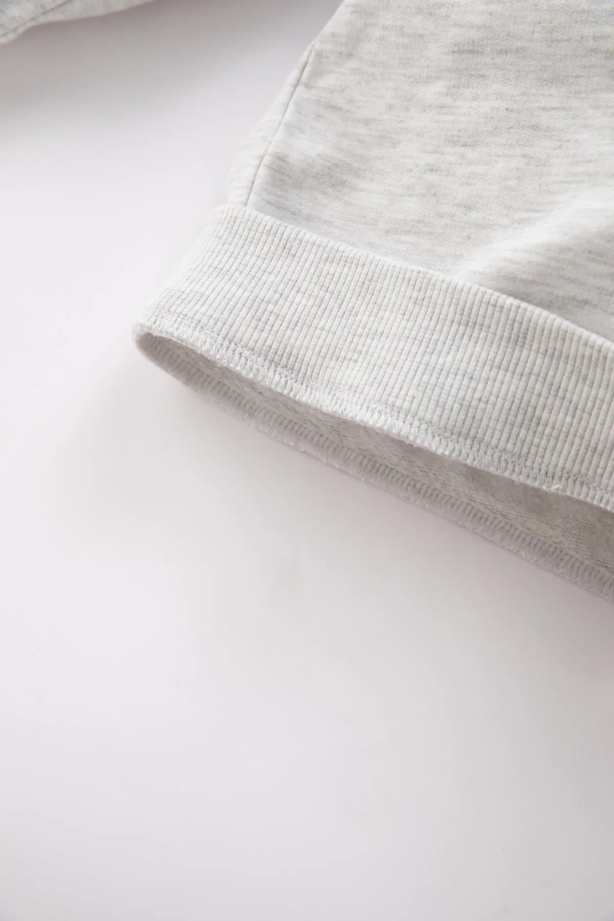 DeFacto  Baby-Sweatshirt mit normaler Passform, Rundhalsausschnitt und Slogan-Aufdruck, weich gefüttert