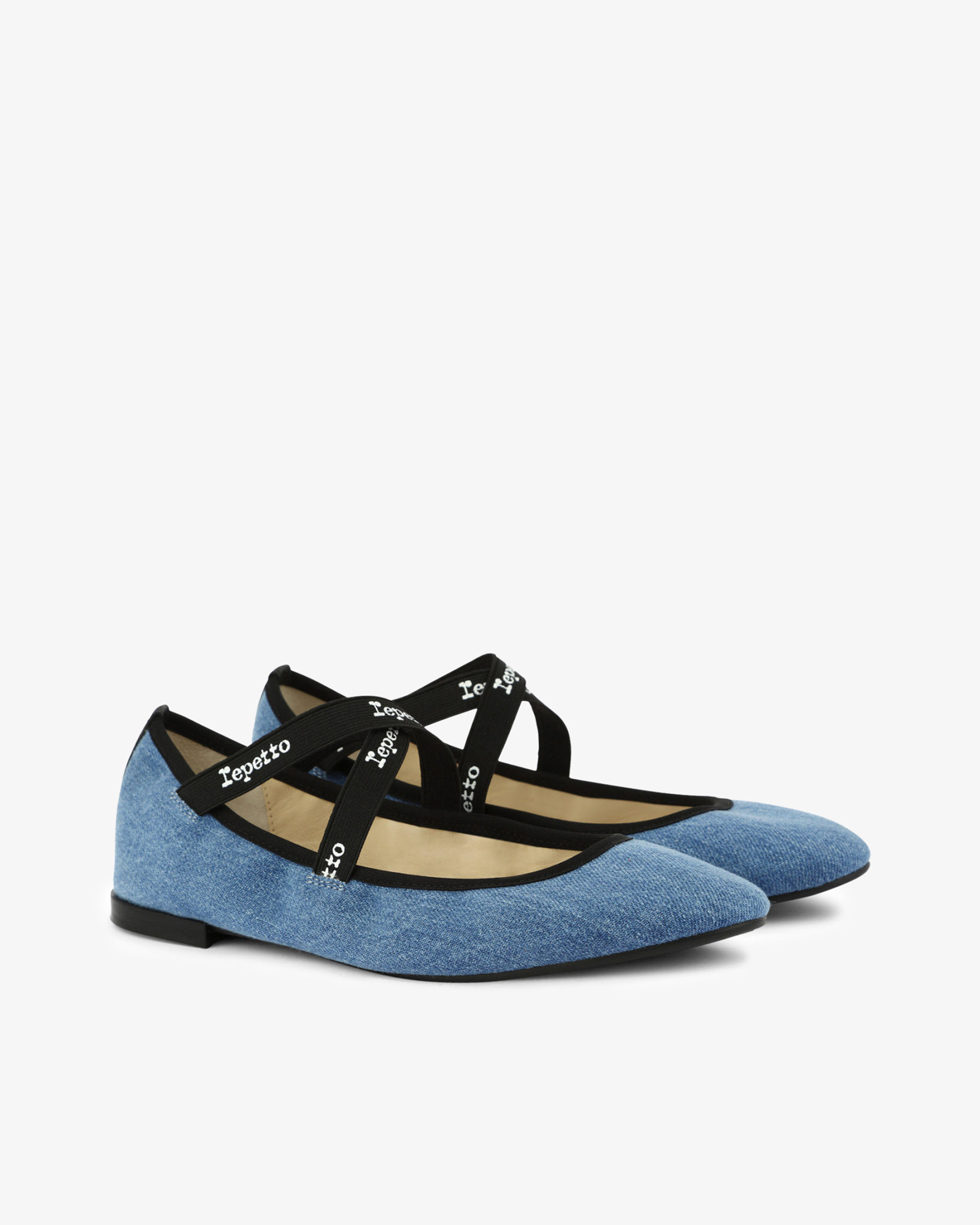 Joana Mary Janes