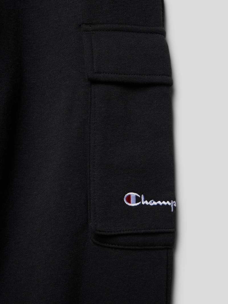 Sweatpants mit Cargotaschen in schwarz