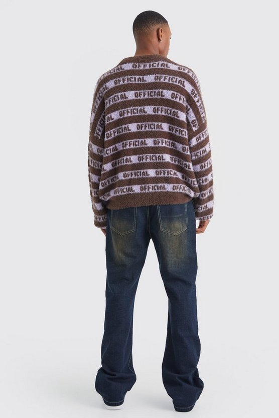 Flauschiger Oversize Pullover mit Official-Streifen