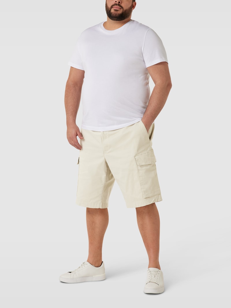 PLUS SIZE Cargoshorts mit Label-Details in hellgrau