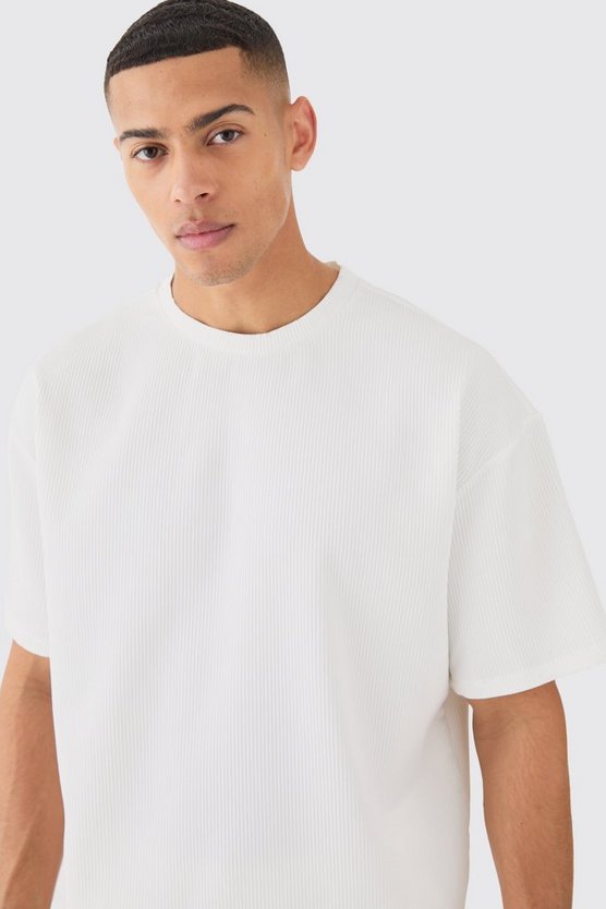Oversize T-Shirt mit Falten