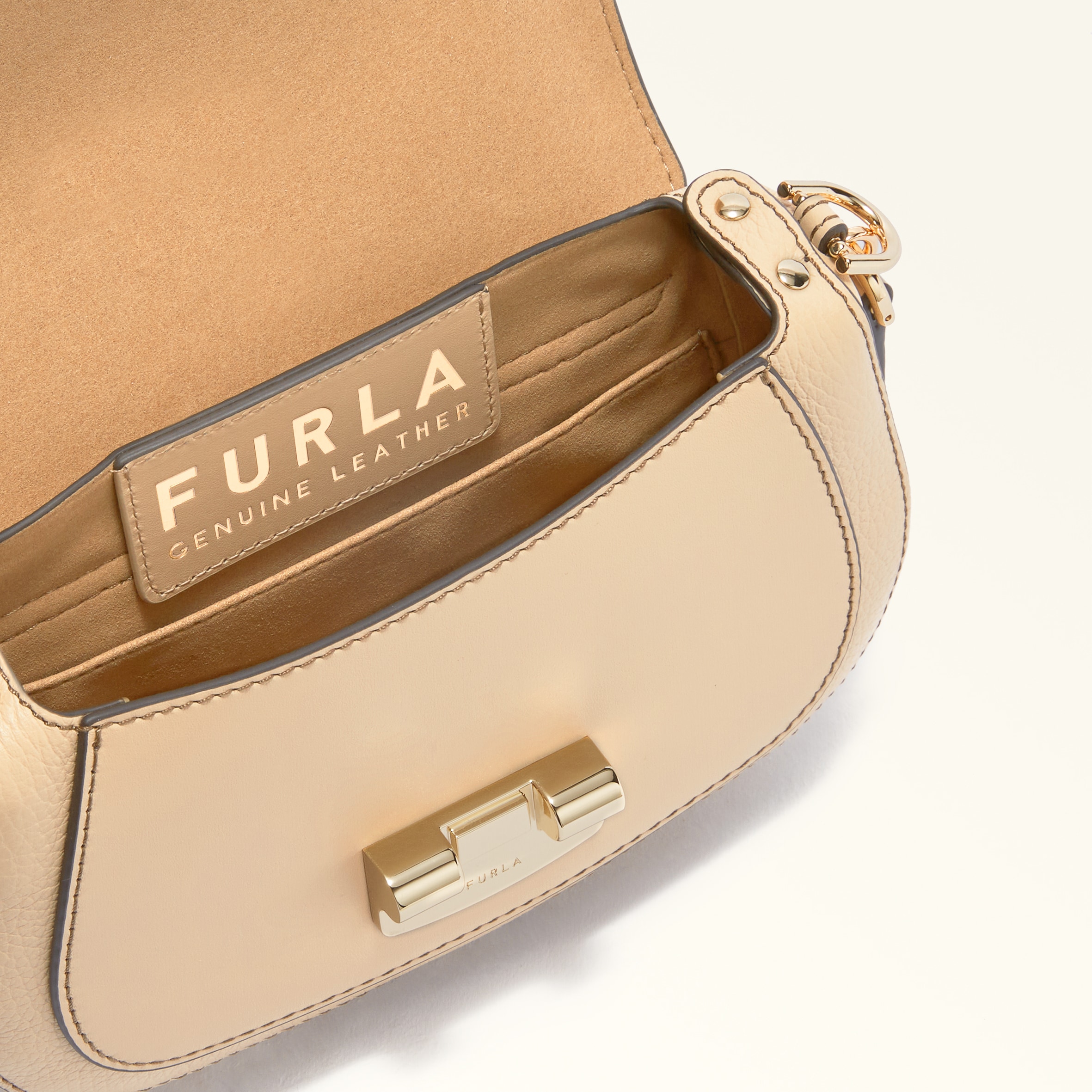 Furla Club 2