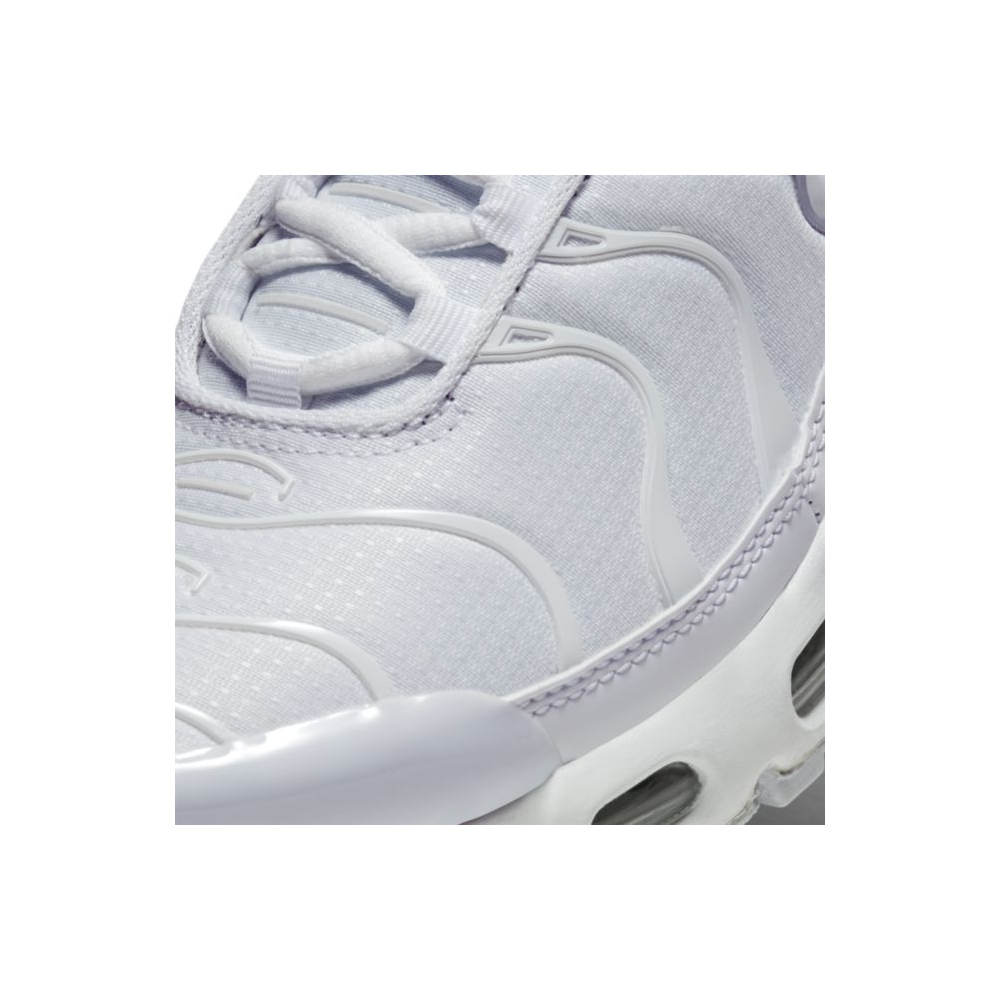 Nike Air Max Plus GS CW7044-100 / weiss