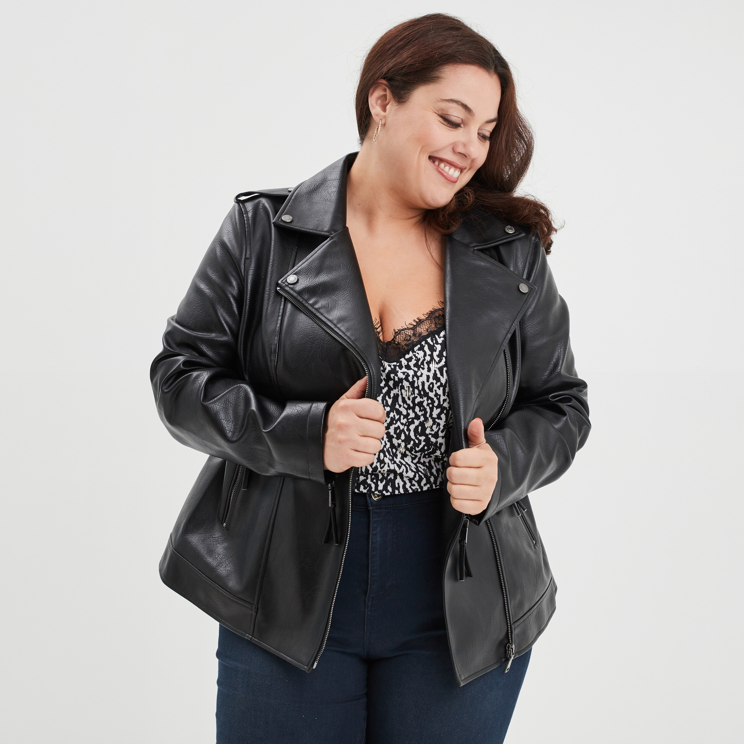 Veste biker ajustée simili cuir noir femme grande taille | La Halle