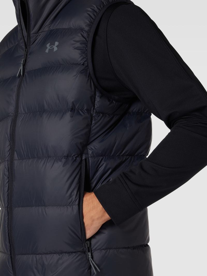 Steppweste mit Logo-Detail in schwarz
