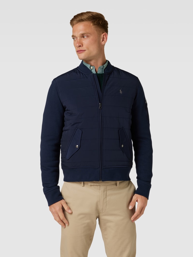 Steppjacke mit Pattentaschen in marineblau