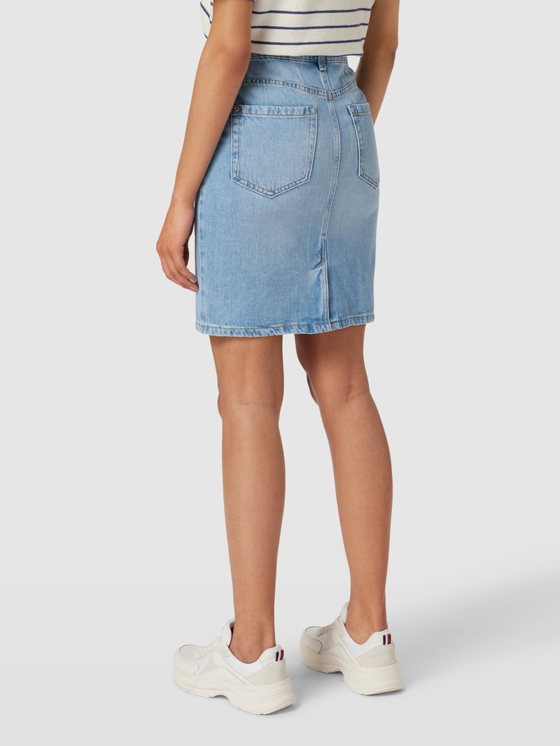 Jeansrock mit Label-Patch in hellblau
