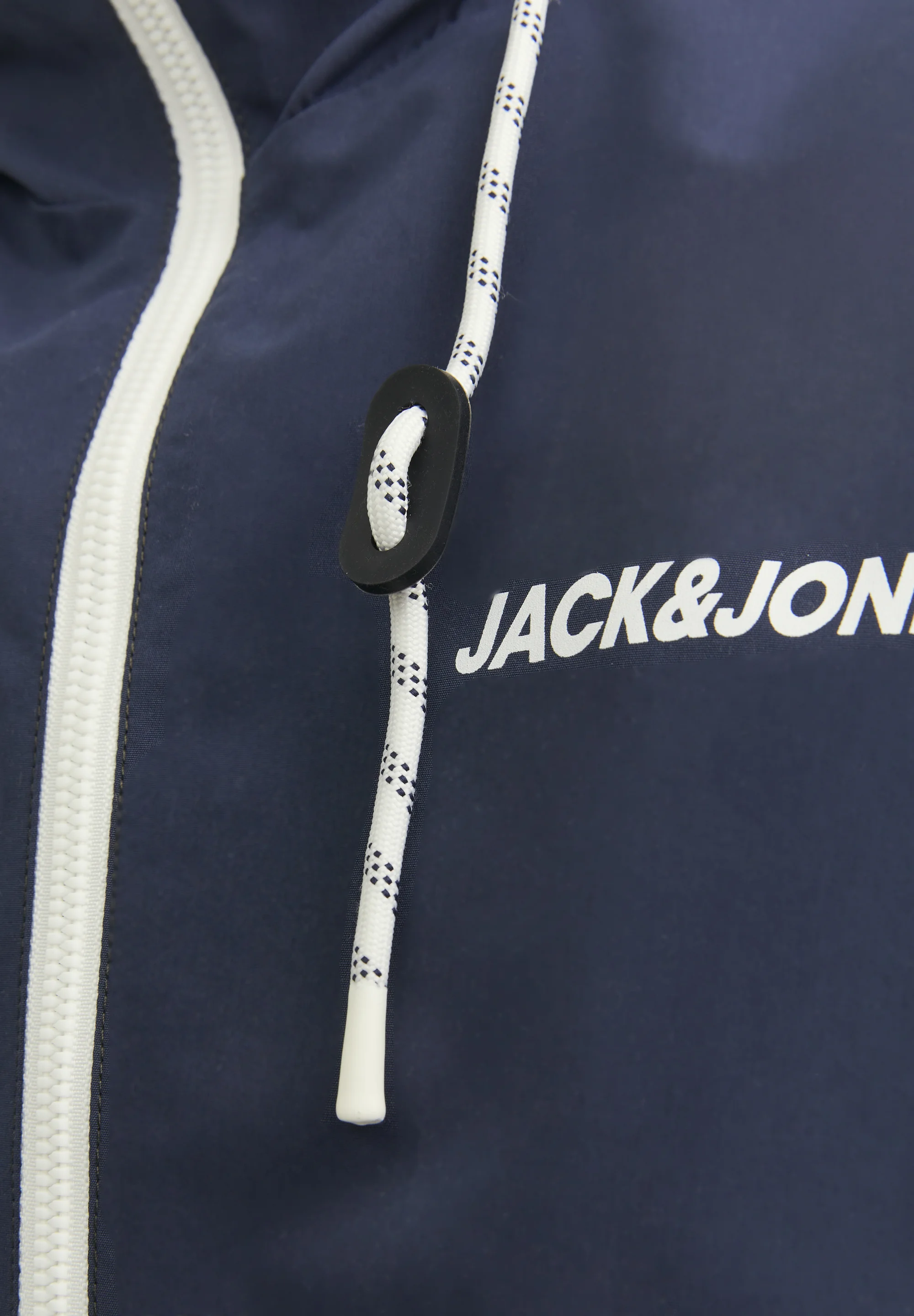 Jack & Jones JJERUSH BLOCKING HOOD - Chaqueta ligera