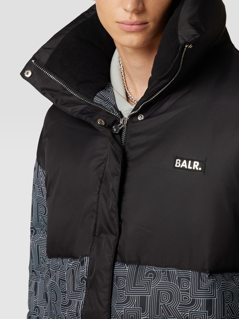 Oversized Daunenmantel mit Stehkragen Modell 'Dante Track' in schwarz