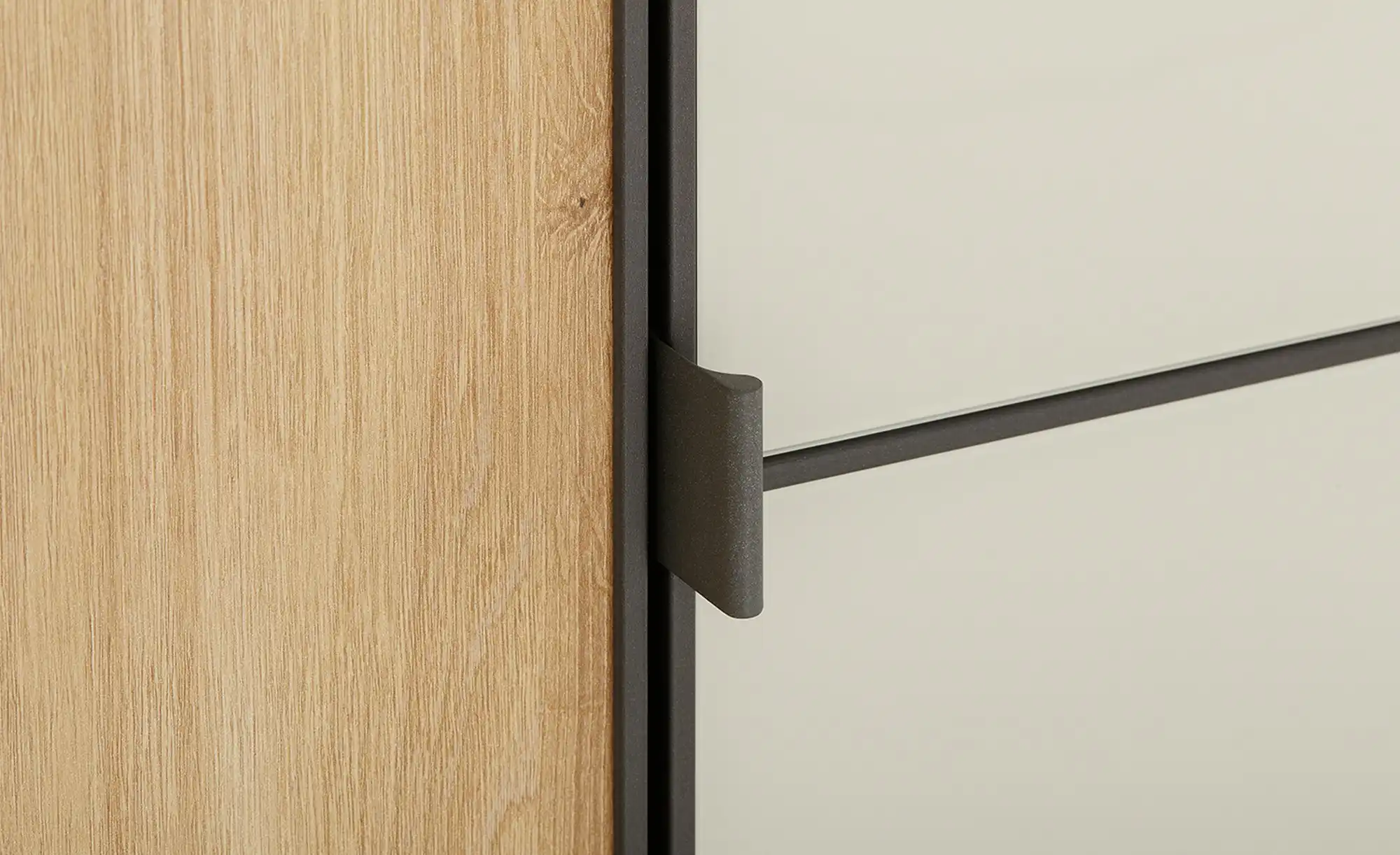 Primo Drehtürenschrank, 5-türig Nefi