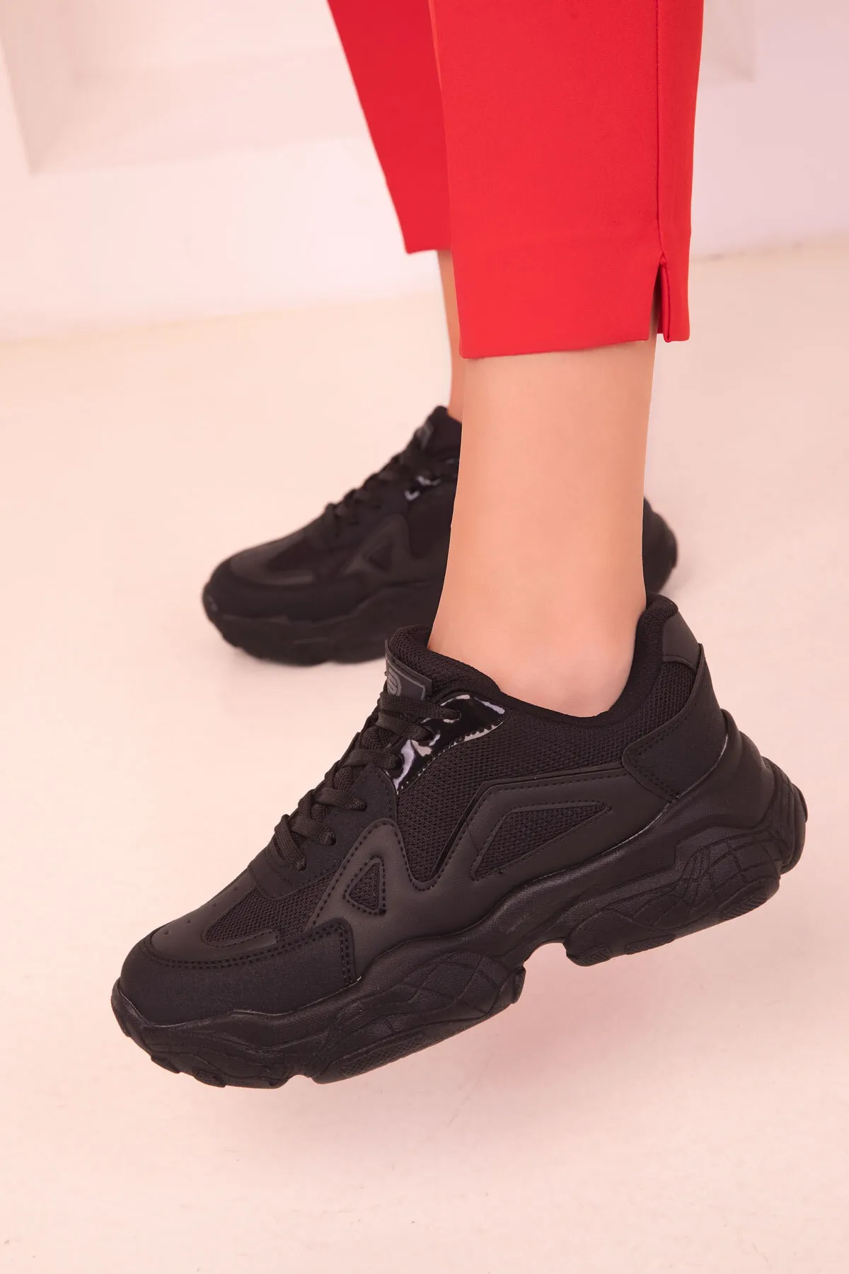SOHO  Schwarz-Schwarze Damen Sneakers 18148