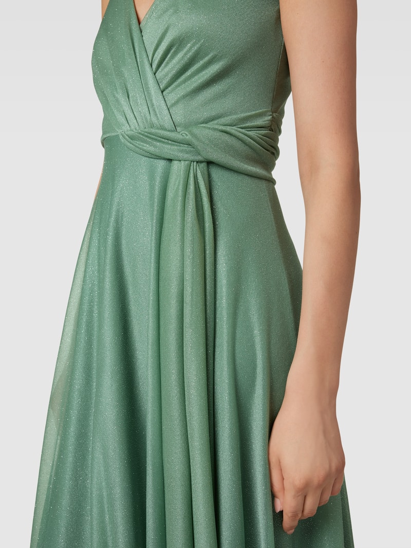 Abendkleid mit Bindegürtel in mint