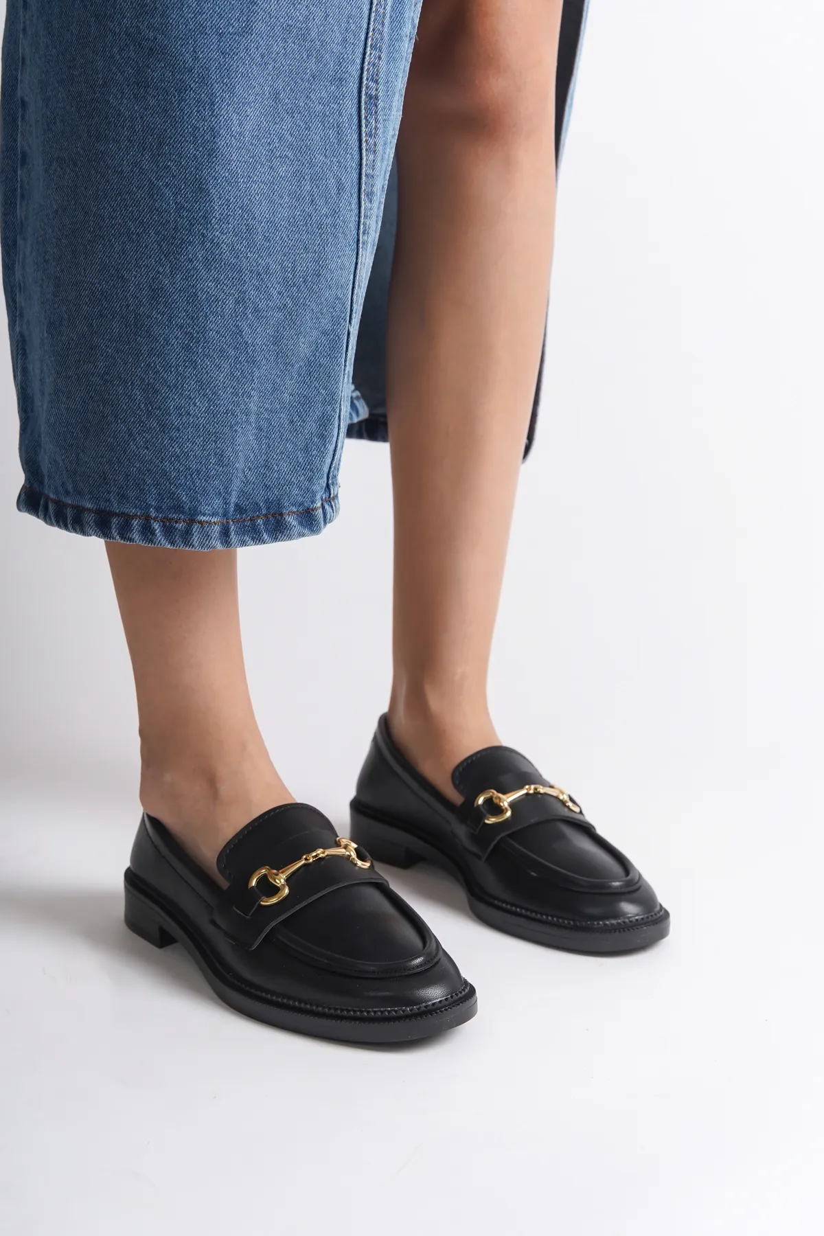 Capone Outfitters  Loafer