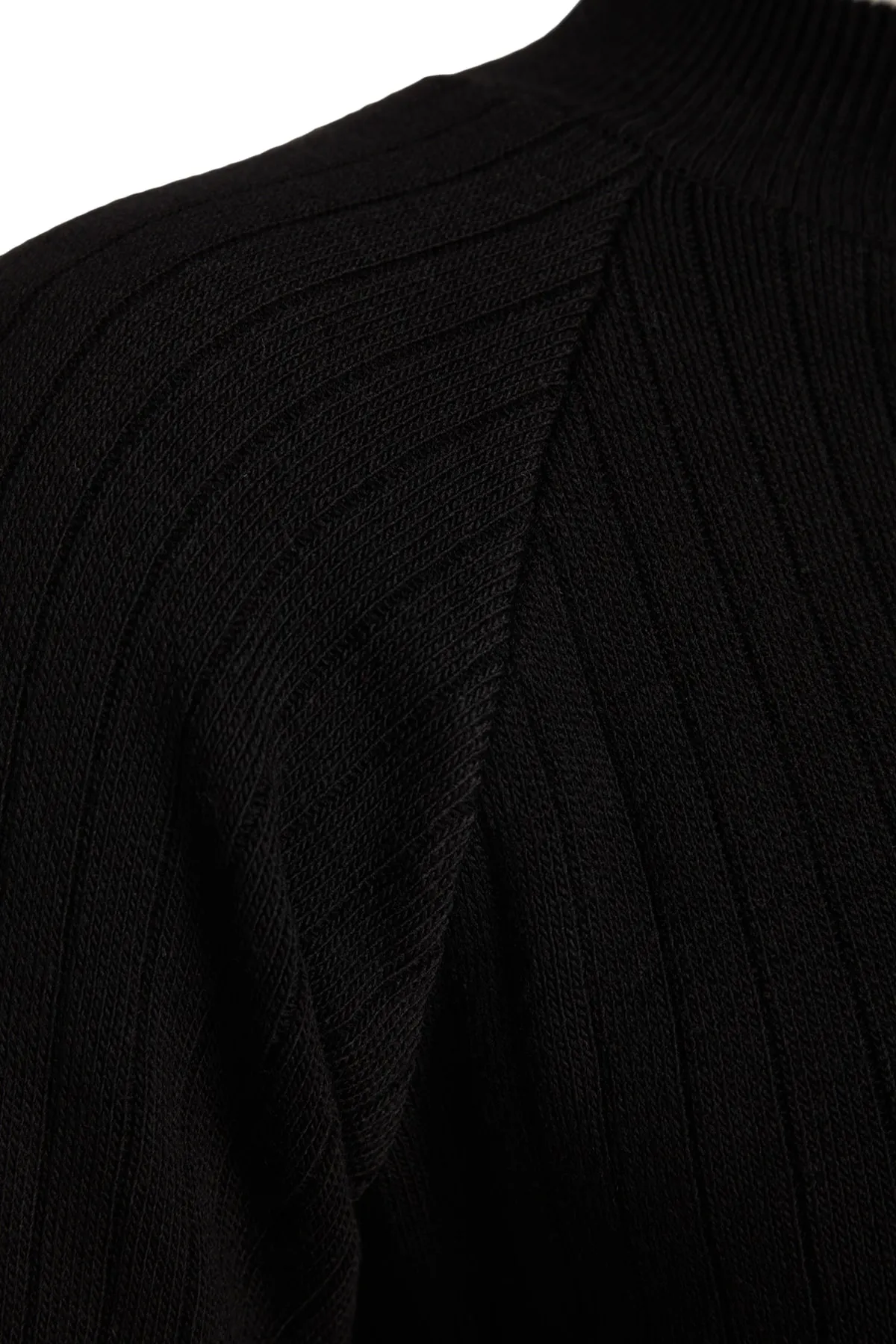 Trendyol Collection  Schwarzes, kurzes Strickoberteil und -unterteil-Set TWOAW24AU00033