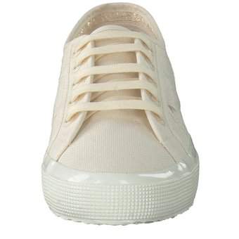 Superga Shiny Gum Sneaker in beige