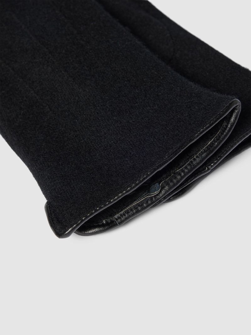 Handschuhe mit Motiv-Stitching in schwarz