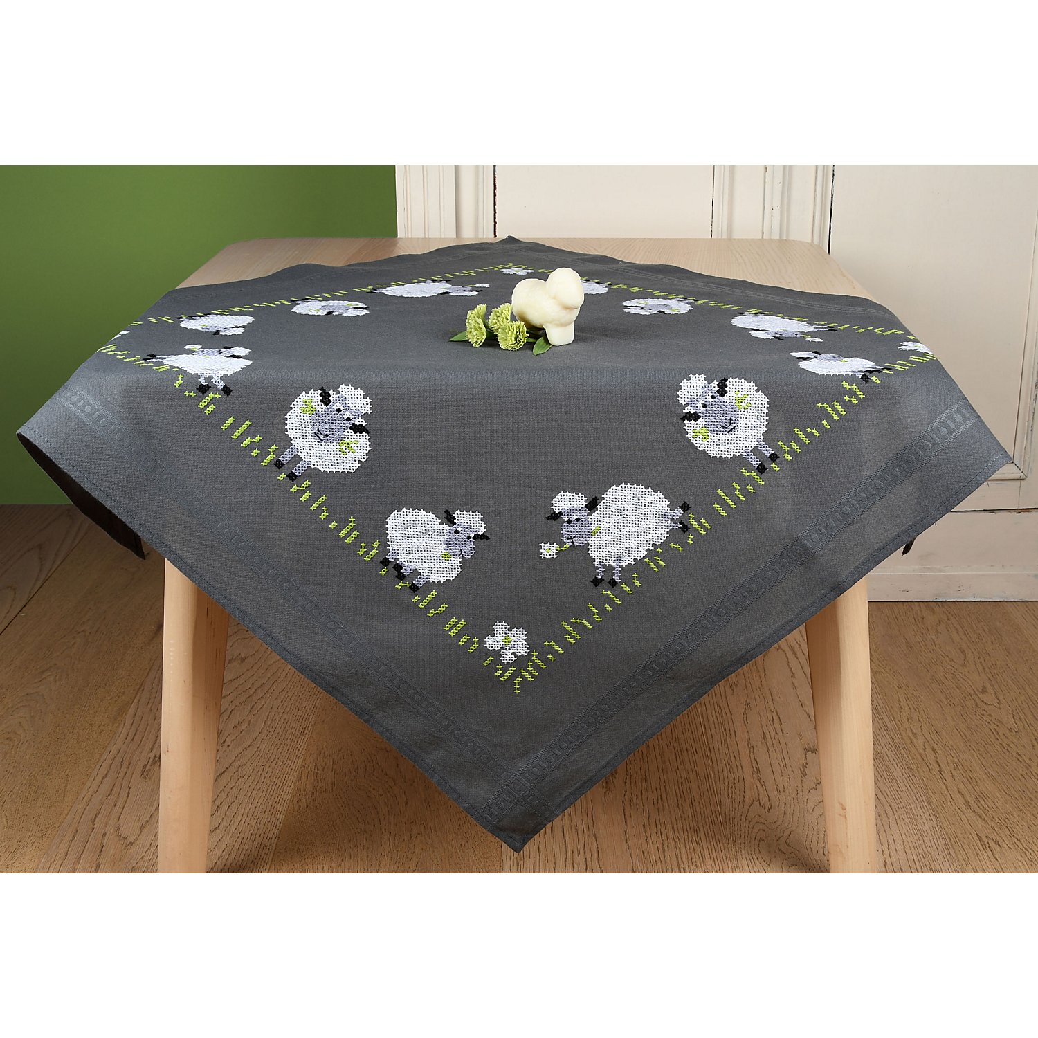 Stickmitteldecke 