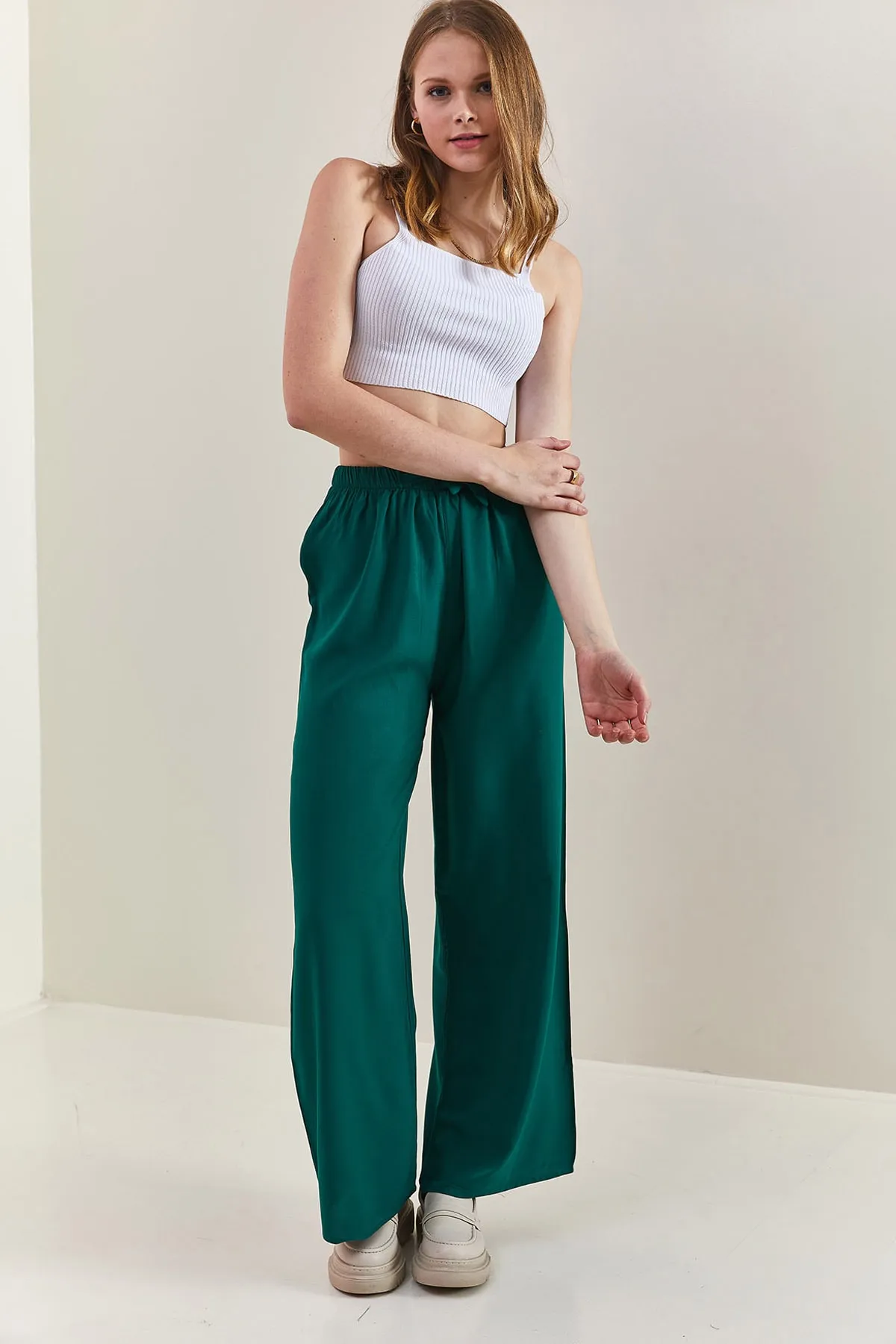 Bianco Lucci  Damen-Hose aus Viskose mit weitem Bein und Taillengürtel