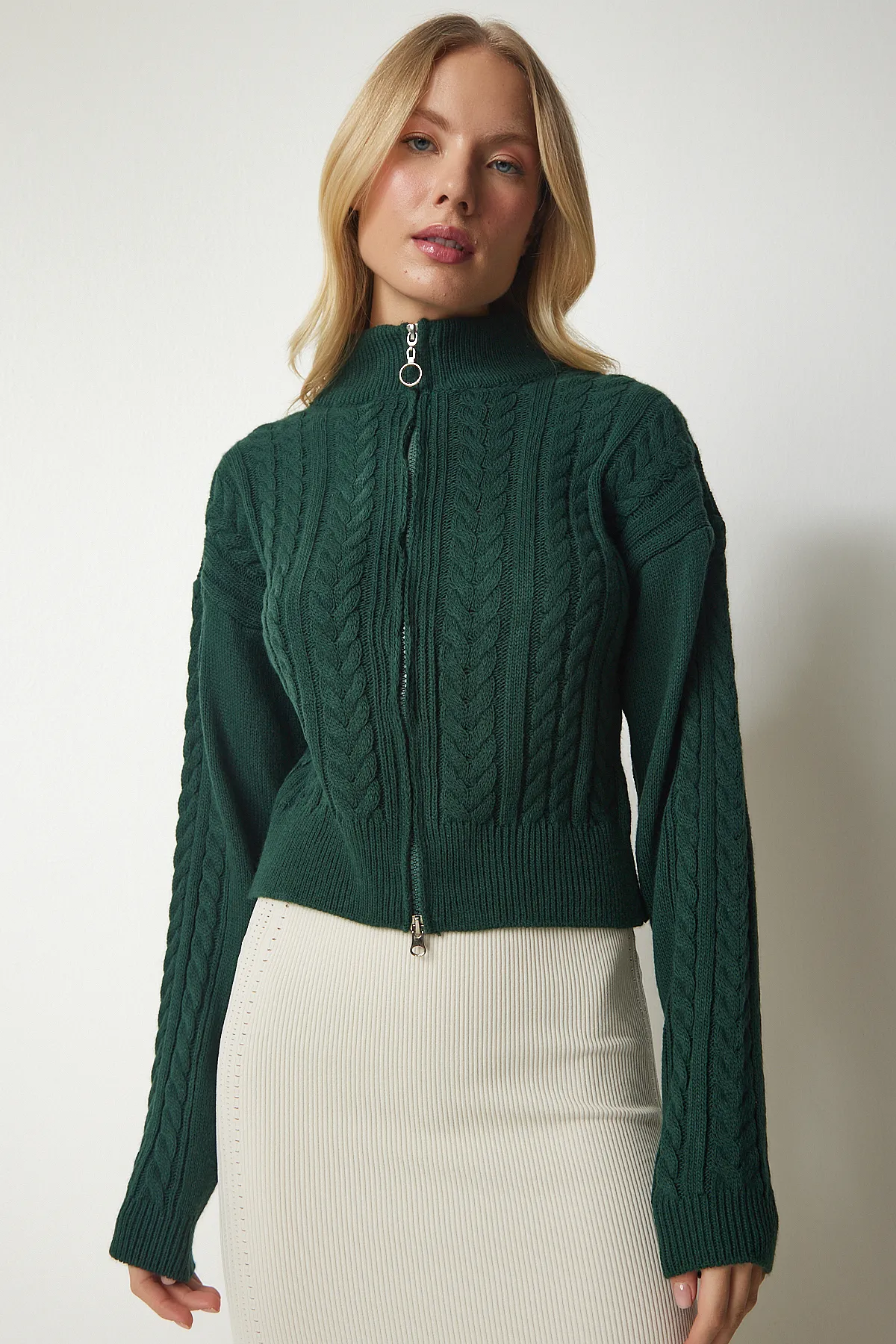Happiness İstanbul  Smaragdgrüne Strickjacke mit Reißverschluss und Netzmotiv für Damen YY00174