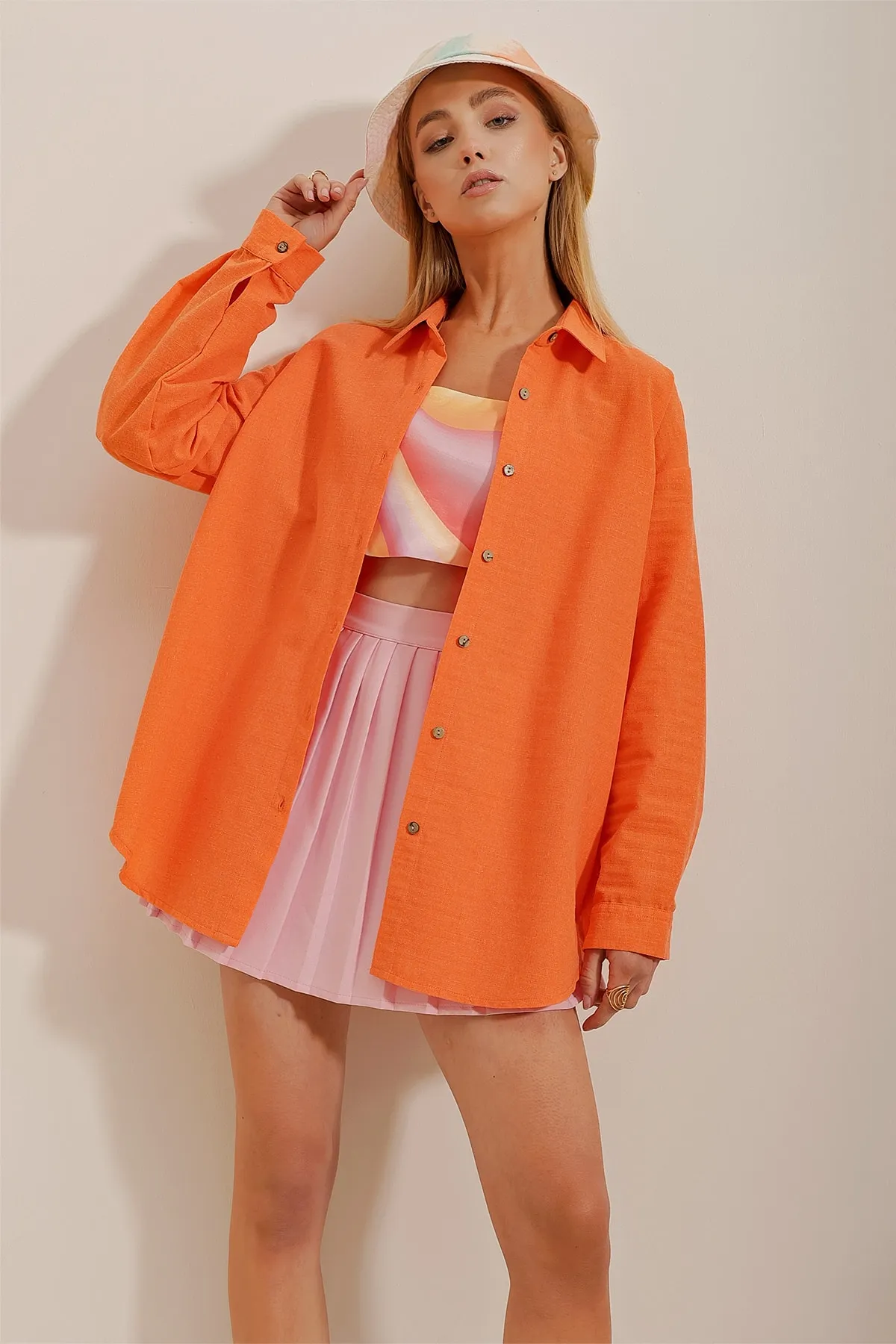 Trend Alaçatı Stili  Orangefarbenes Oversize-Leinenhemd für Damen ALC-X10343