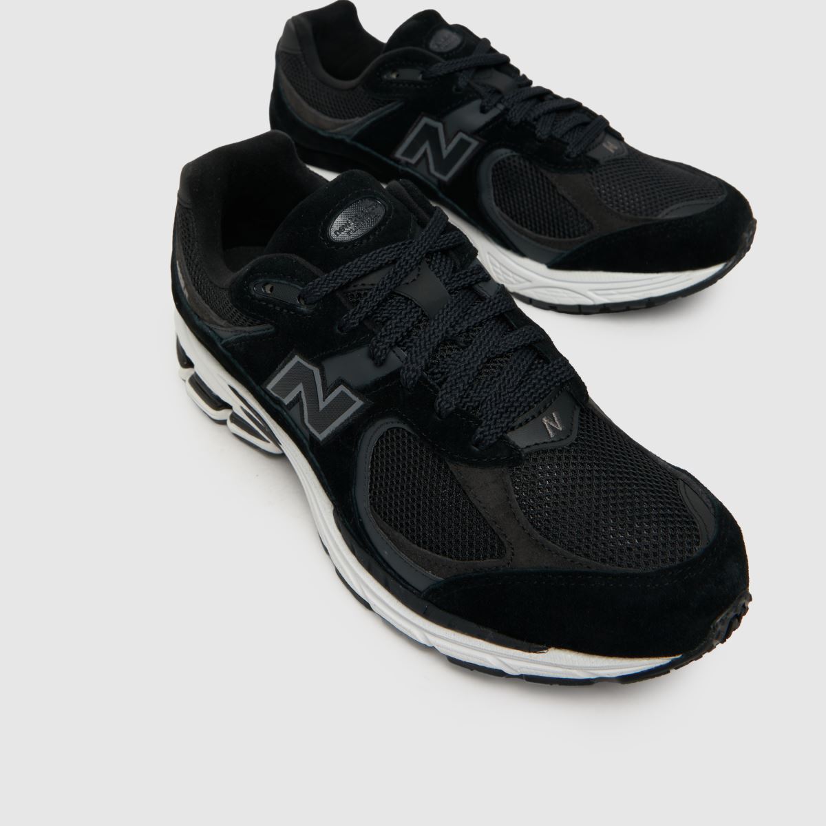 New Balance 2002r sportcipő fekete és fehér színben