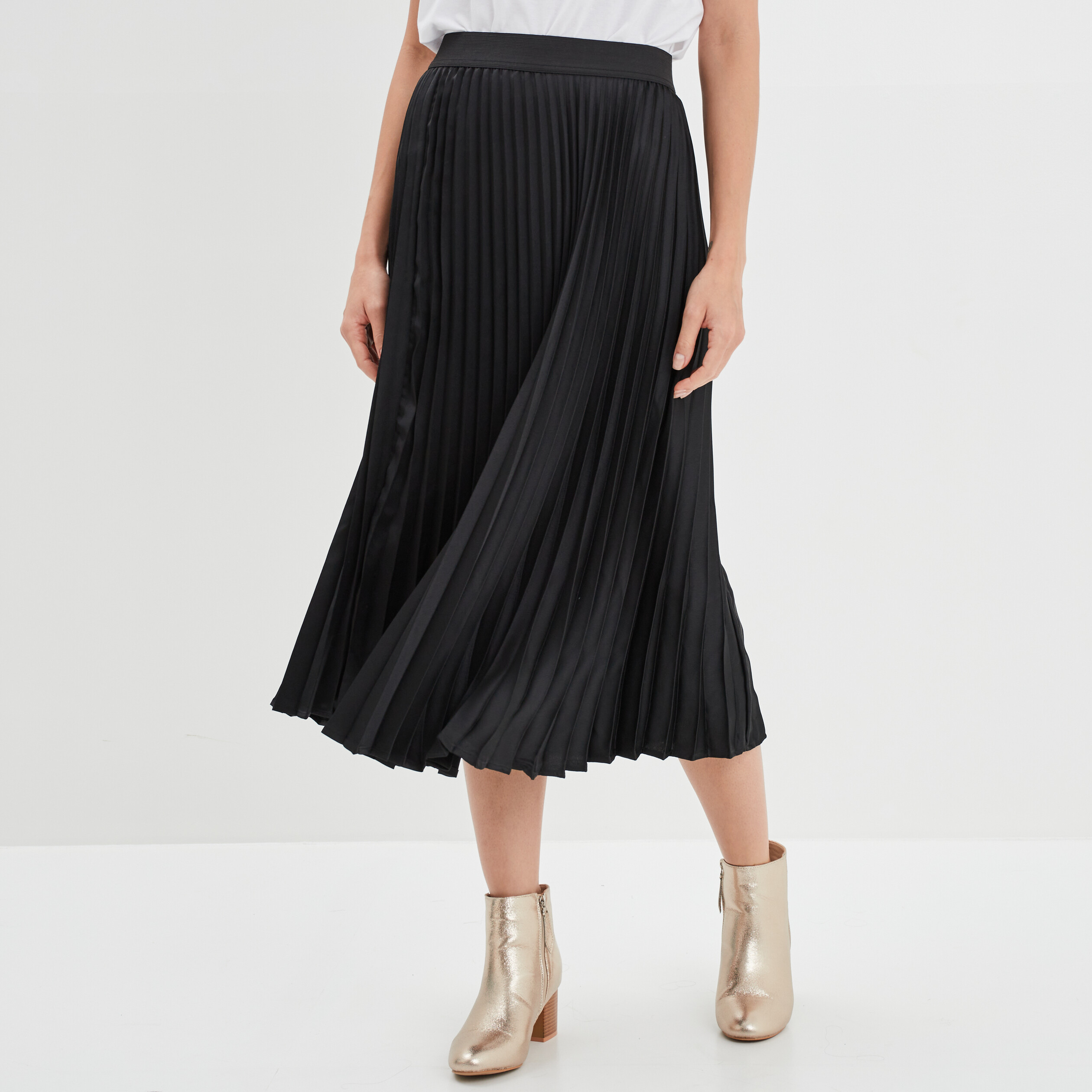 Jupe midi plissée en satin noir femme | La Halle
