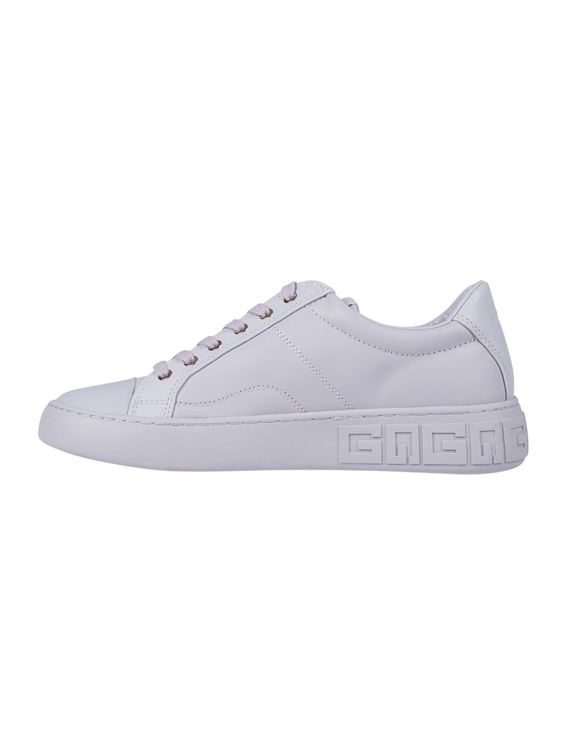Sneaker mit Label-Schriftzug in lila