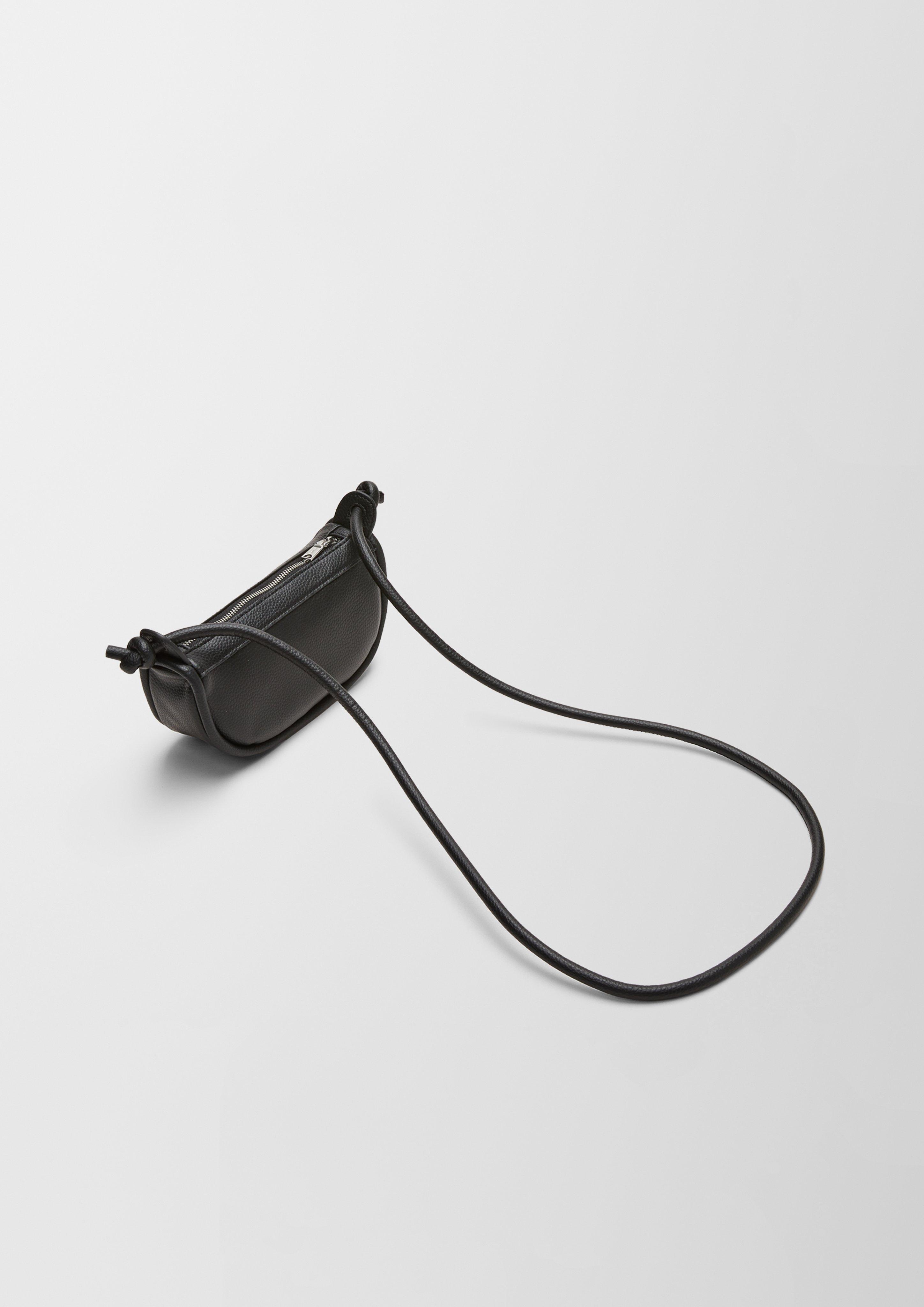 Kleine Schultertasche aus Lederimitat  2124036-9999