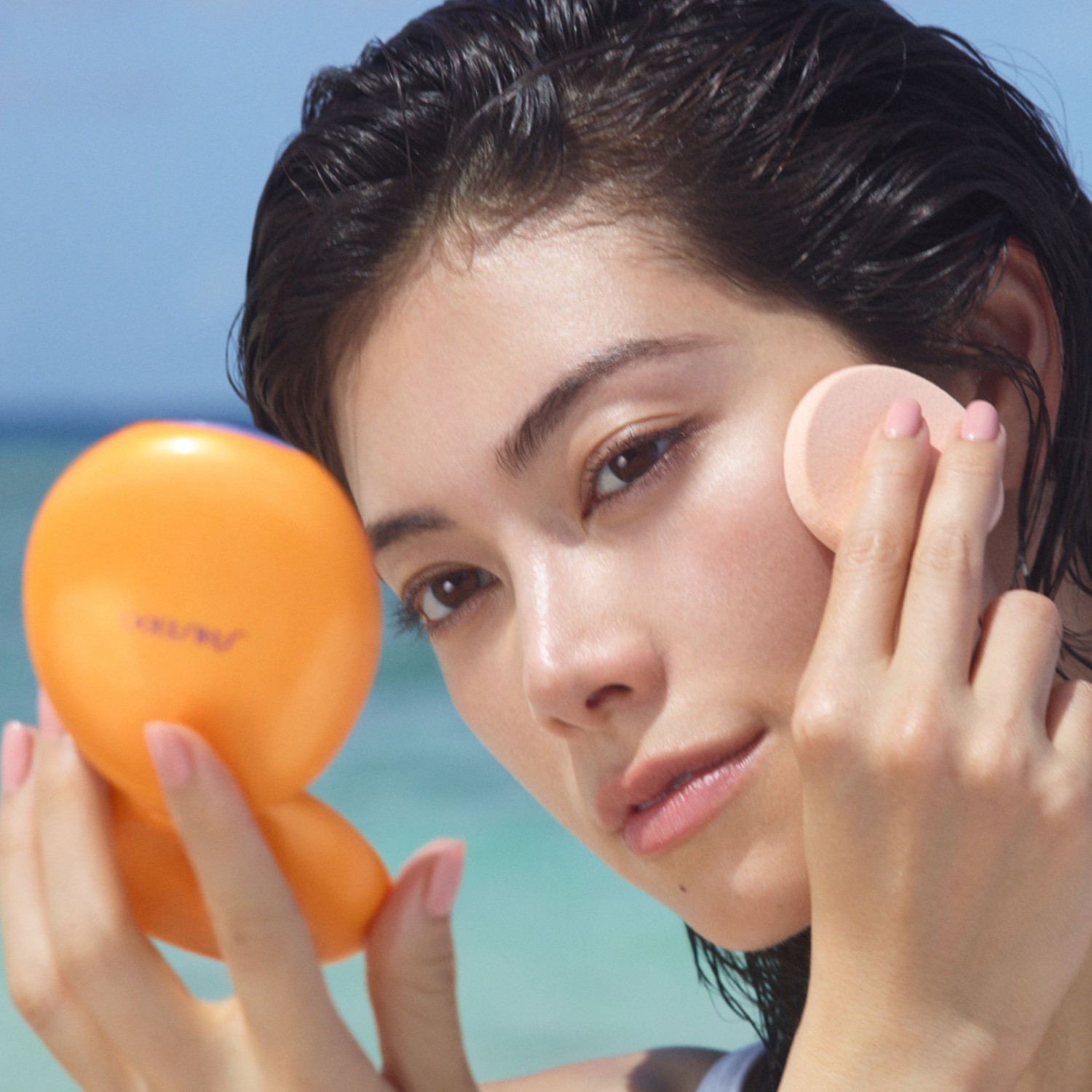 „Shiseido“ bronzinio kompaktiško makiažo pagrindo papildymas SPF10
