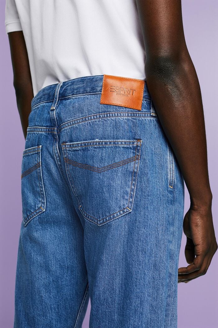 Jeans mit geradem Bein und mittlerer Bundhöhe