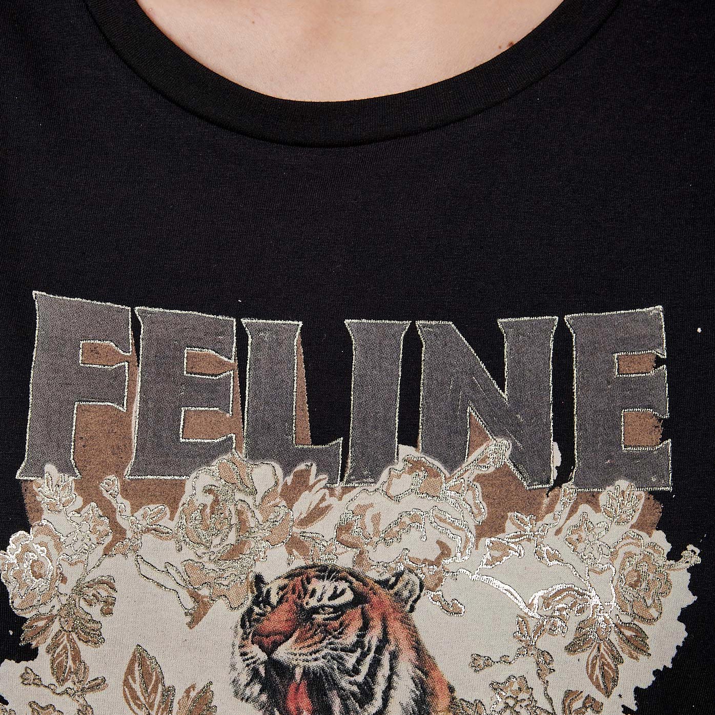 LARGE  T-shirt noir Femme